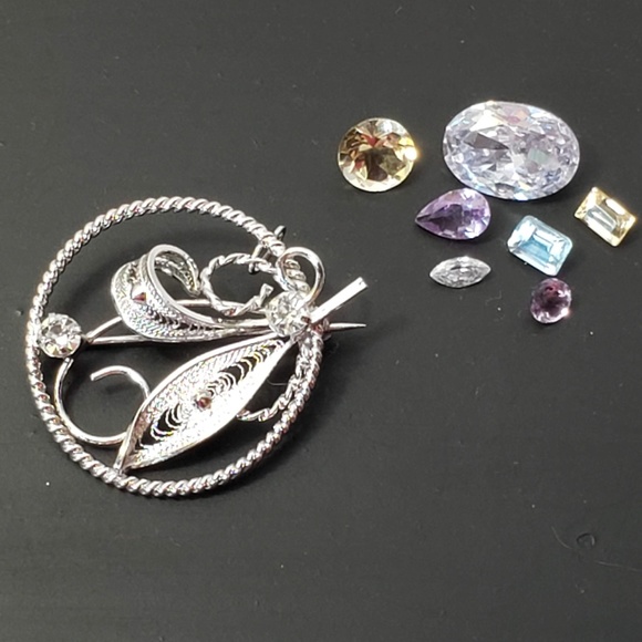 Jay Flex Jewelry - Vintage Sterling Filigree & Rhinestone by Jay Flex